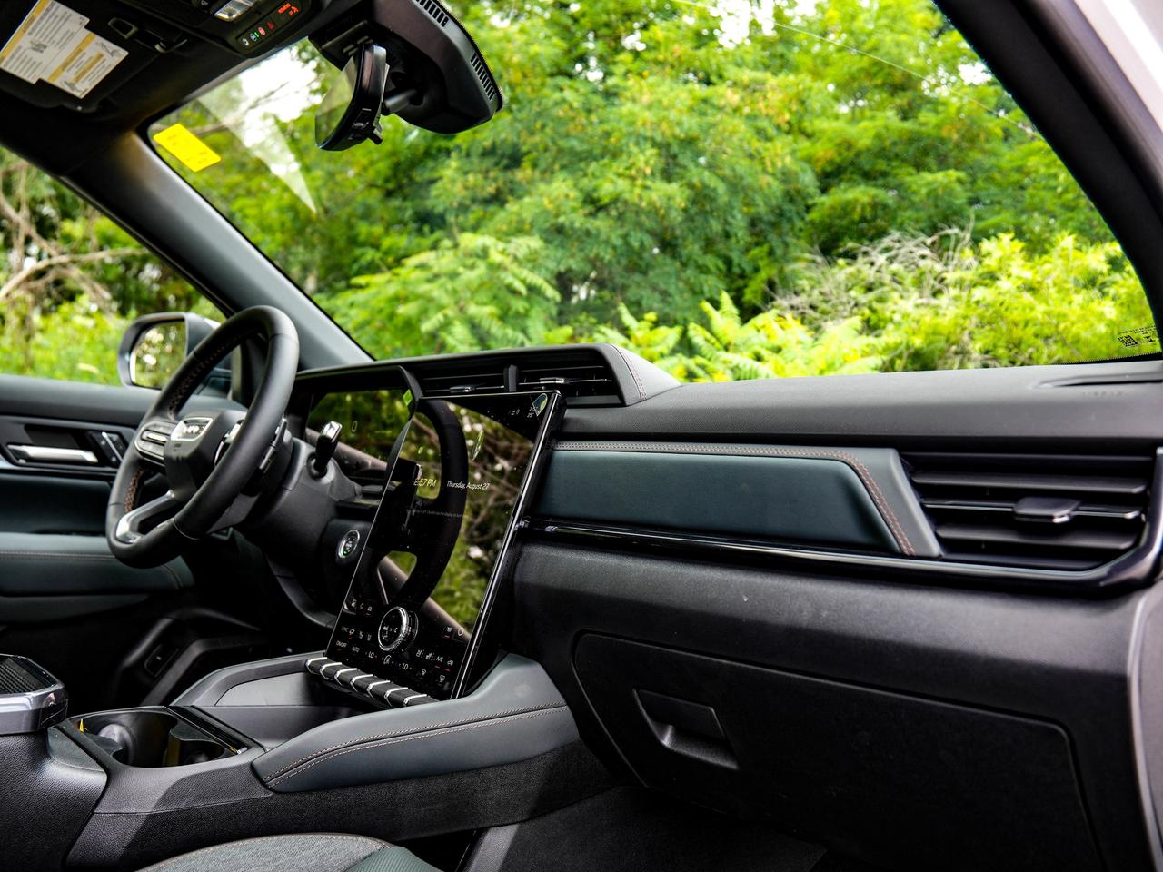 2027 GMC Terrain AWD AT4 Photo