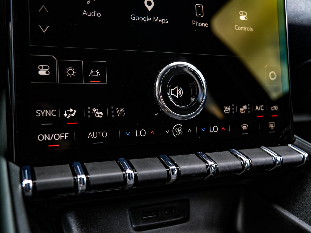 2027 GMC Terrain AWD AT4 Photo