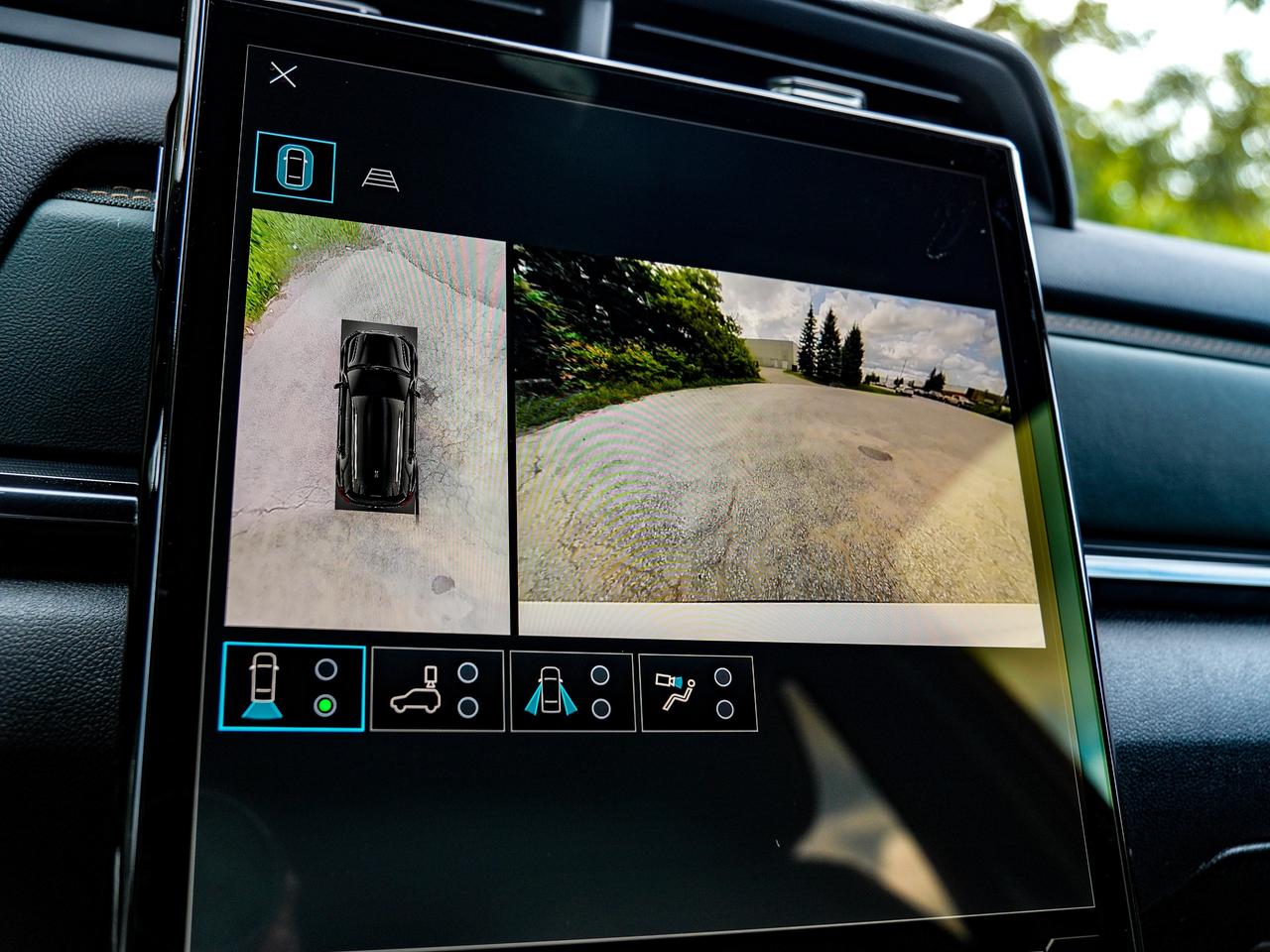 2027 GMC Terrain AWD AT4 Photo