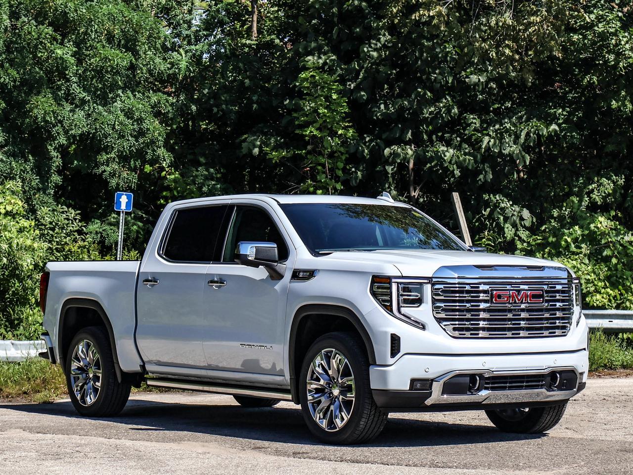 2026 GMC Sierra 1500 Denali Photo1