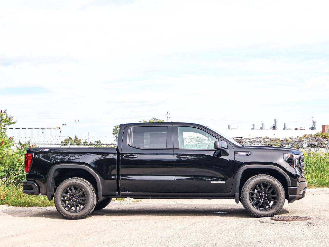 2026 GMC Sierra 1500 ELEVATION Photo2