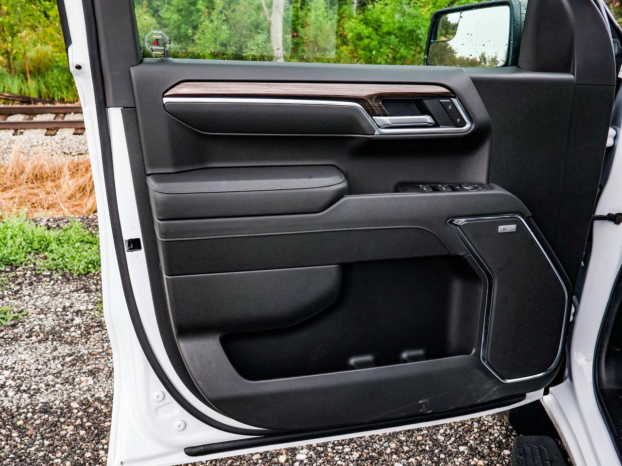 2026 Chevrolet Silverado 1500 RST Photo