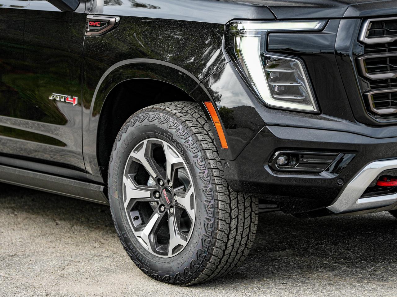 2026 GMC Yukon AT4 Ultimate Photo