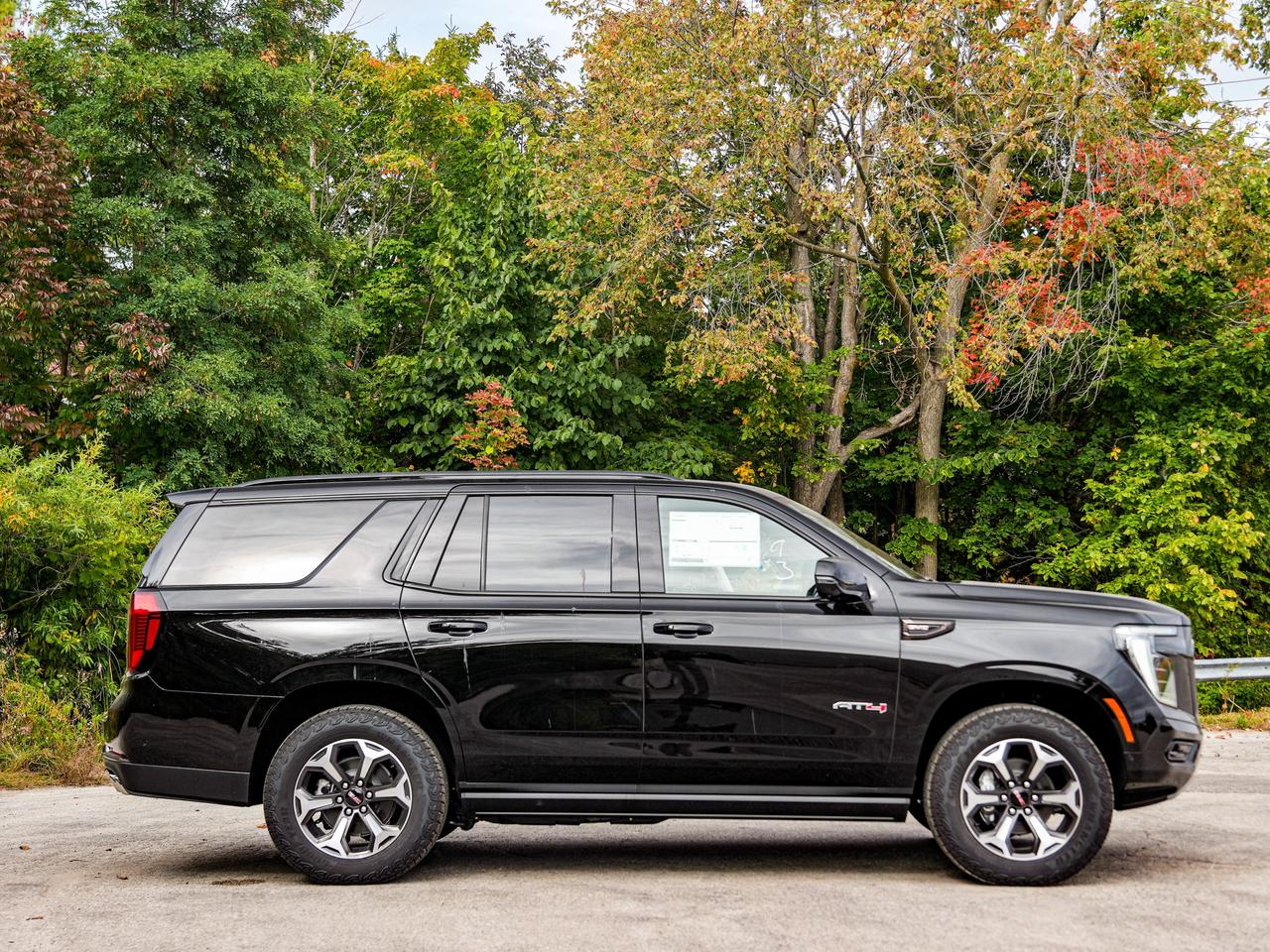 2026 GMC Yukon AT4 Ultimate Photo