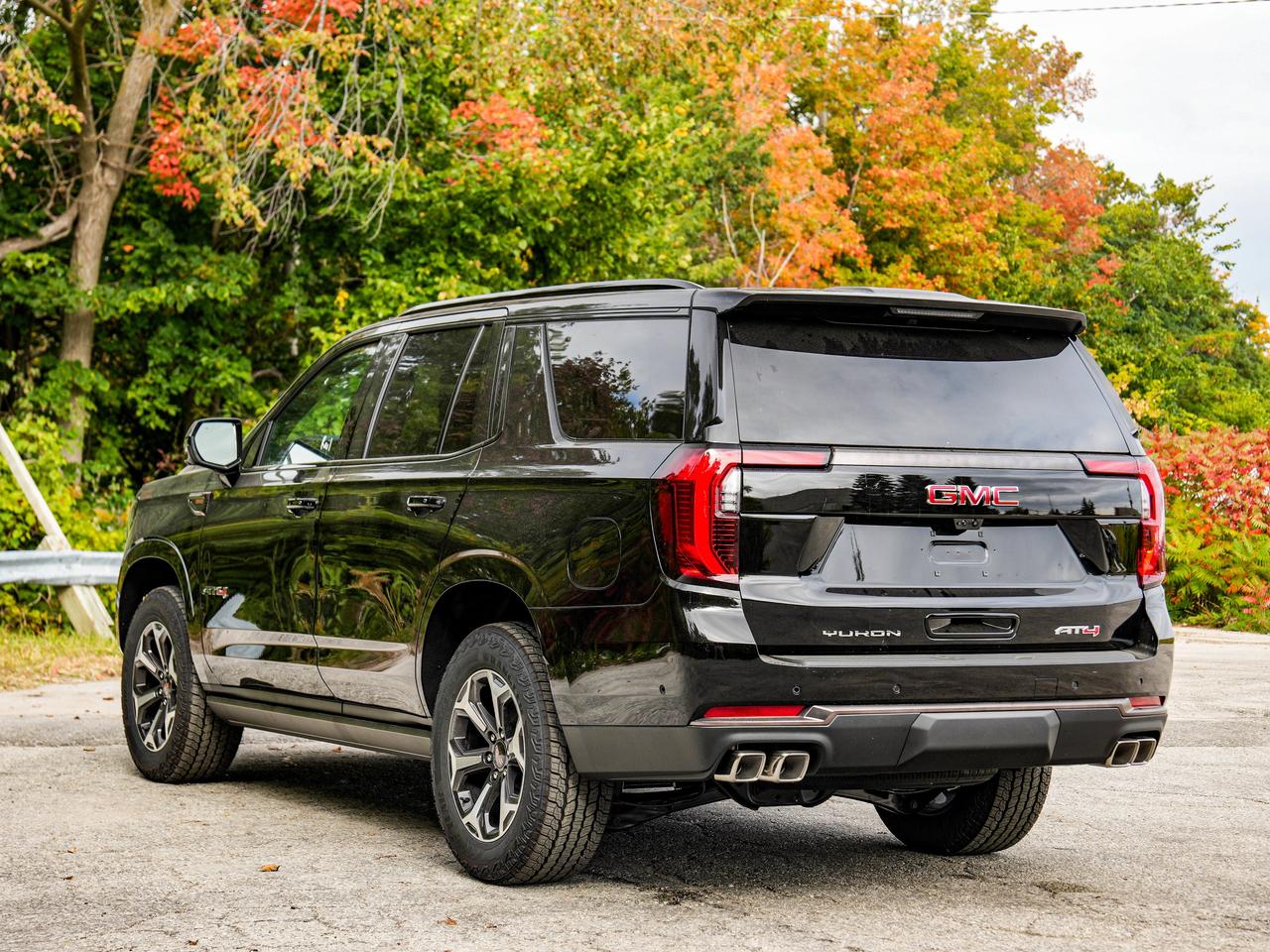 2026 GMC Yukon AT4 Ultimate Photo