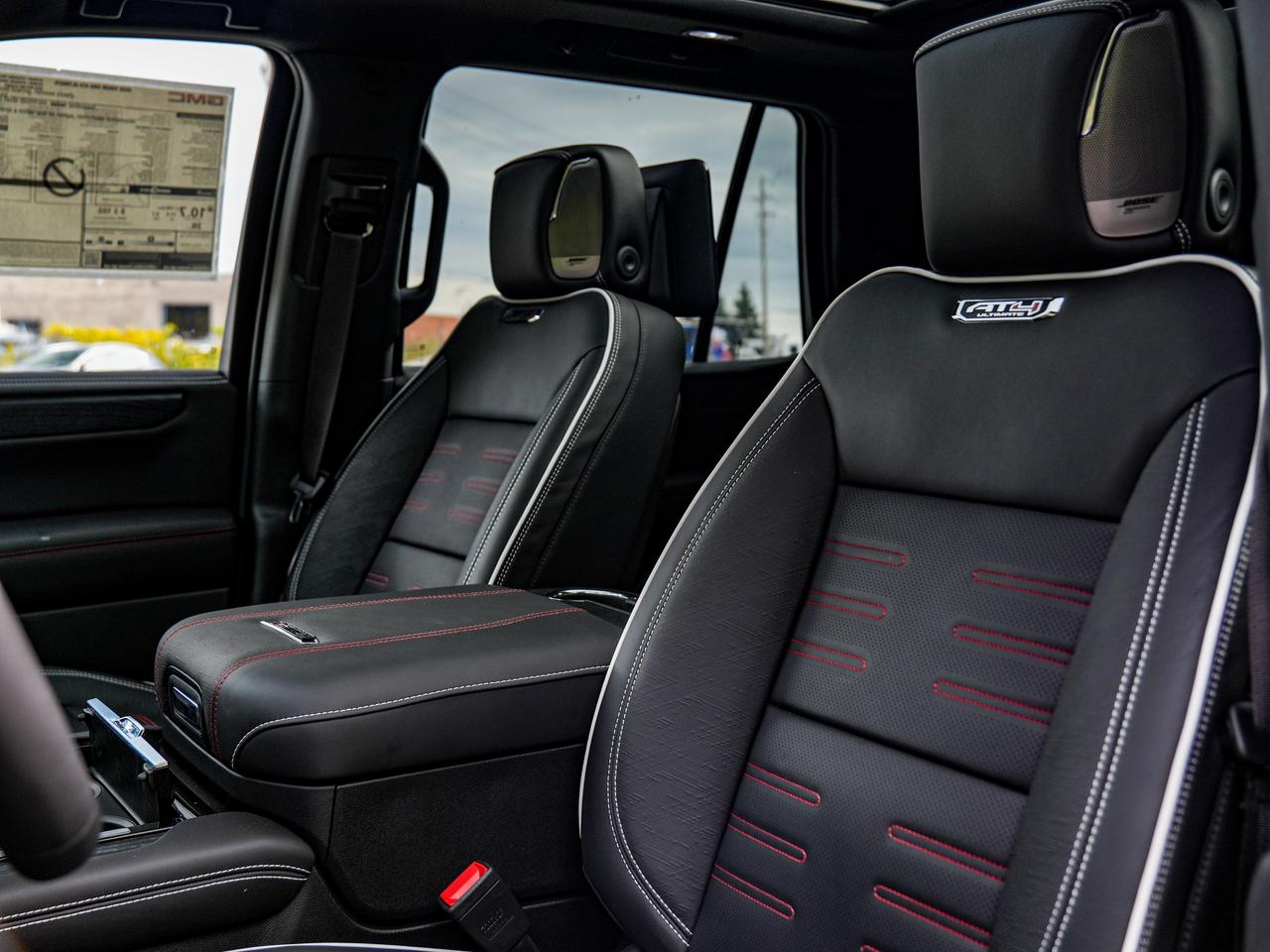 2026 GMC Yukon AT4 Ultimate Photo