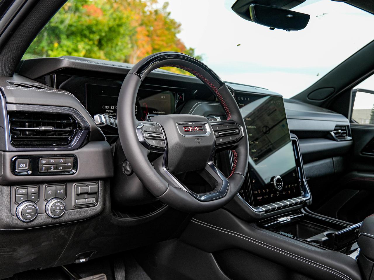 2026 GMC Yukon AT4 Ultimate Photo