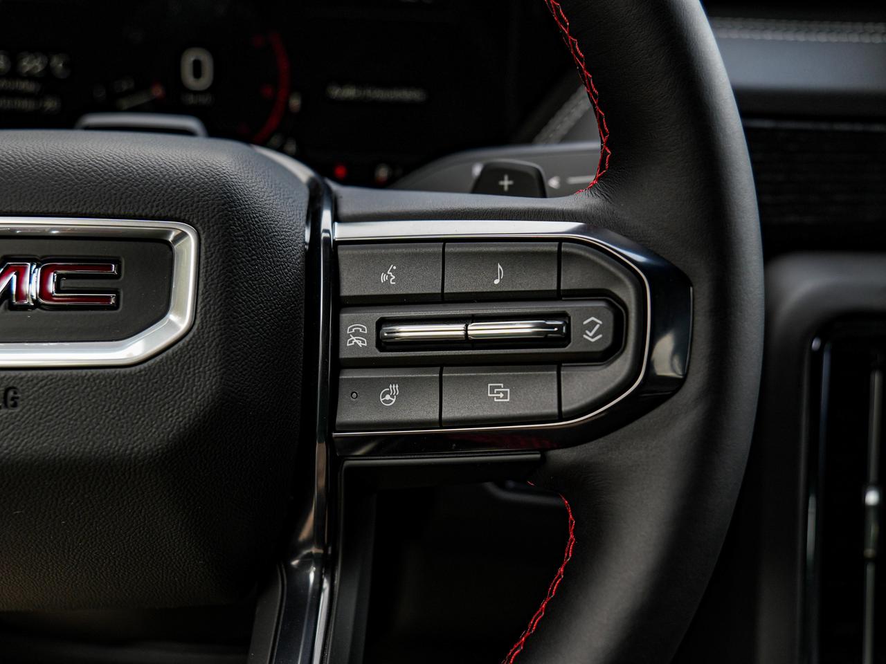 2026 GMC Yukon AT4 Ultimate Photo