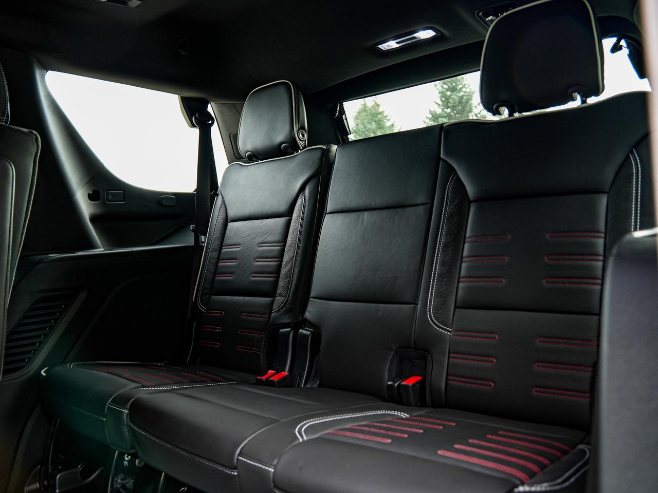 2026 GMC Yukon AT4 Ultimate Photo