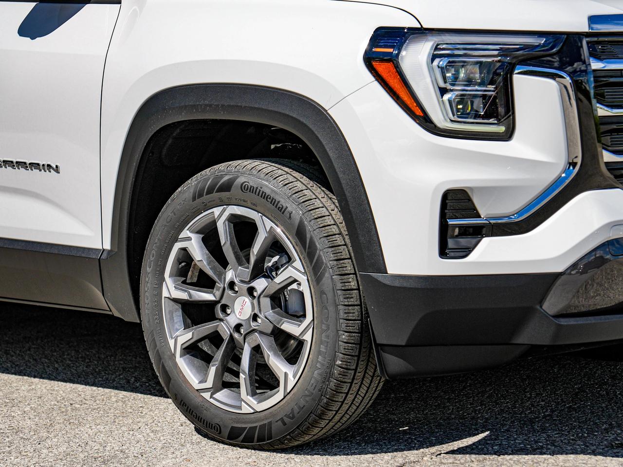 2027 GMC Terrain AWD Elevation Photo2