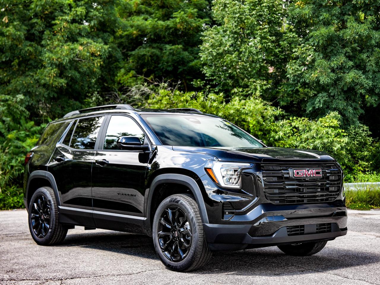 2027 GMC Terrain AWD Elevation Photo5