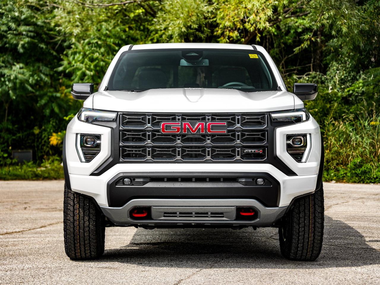 2026 GMC Canyon AT4 Photo4