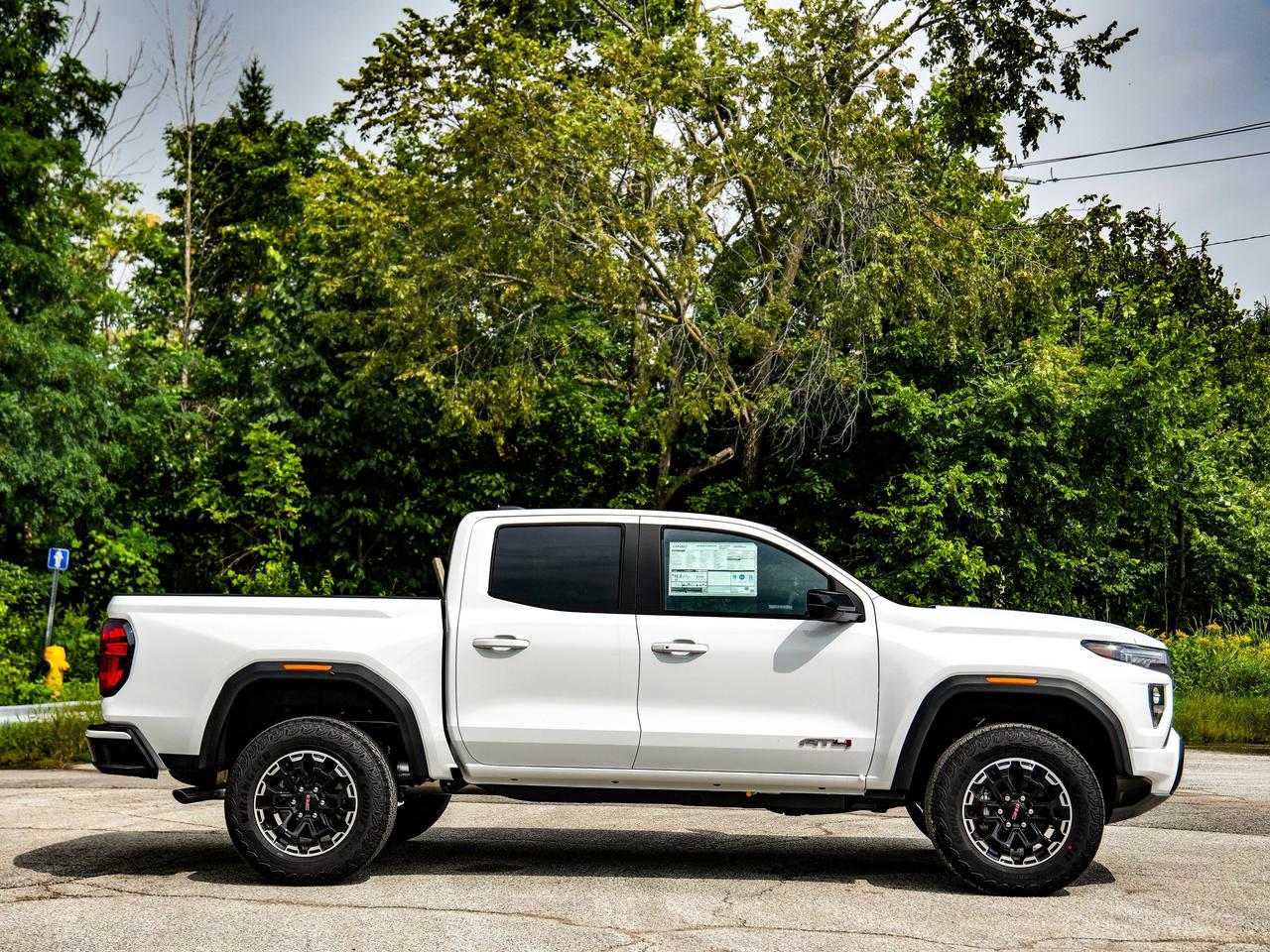 2026 GMC Canyon AT4 Photo