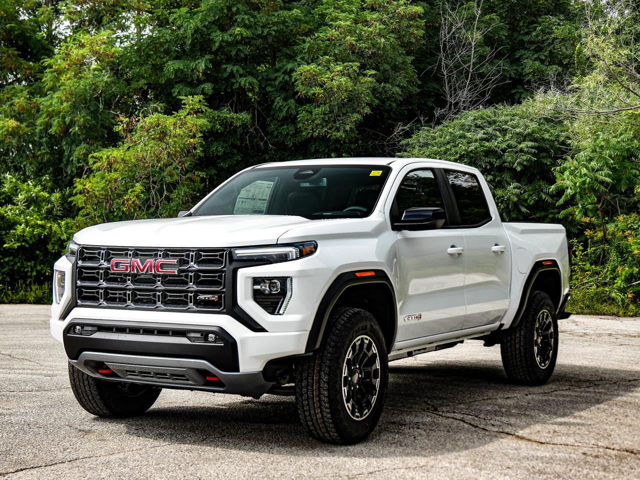 2026 GMC Canyon AT4 Photo