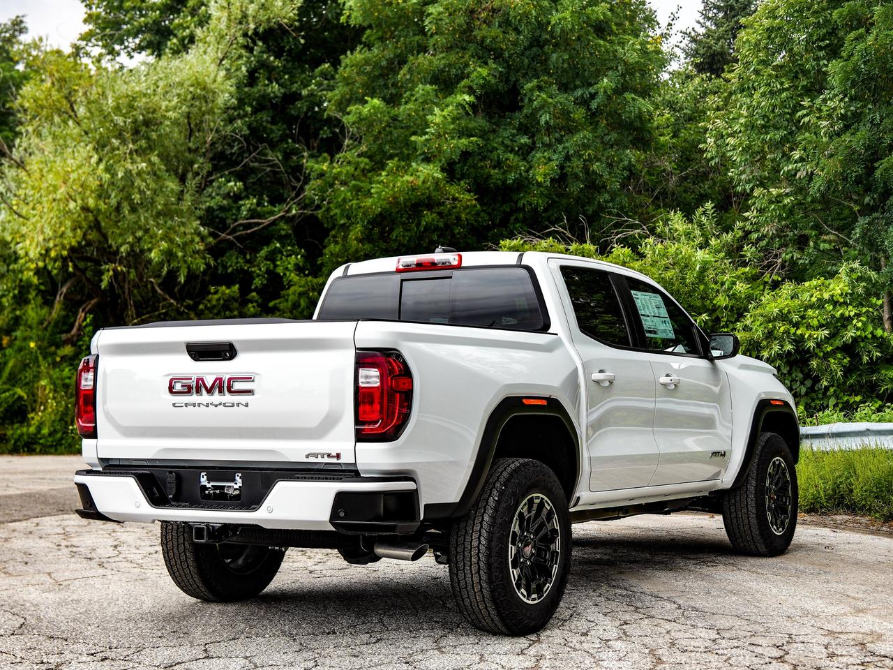 2026 GMC Canyon AT4 Photo