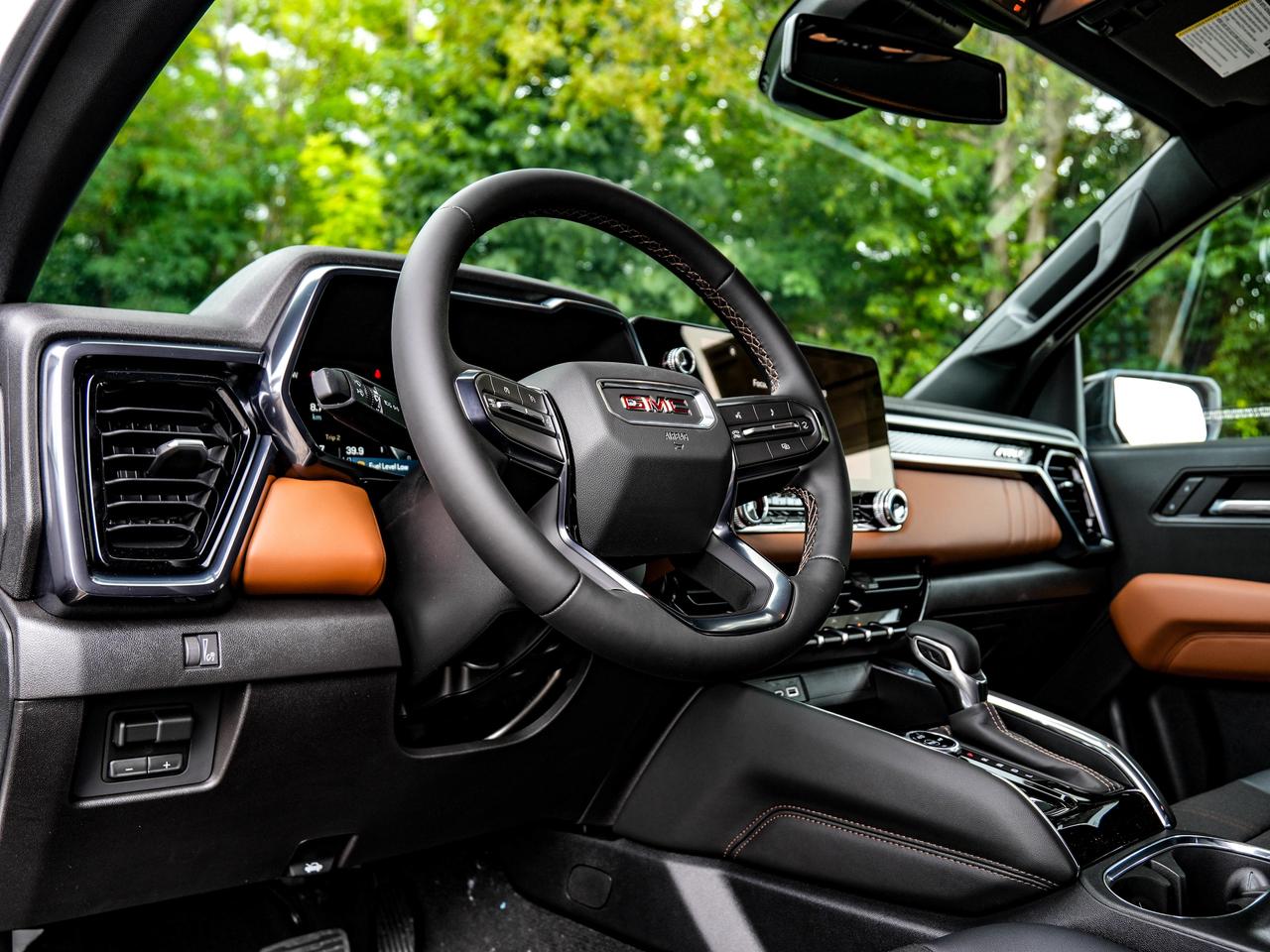 2026 GMC Canyon AT4 Photo