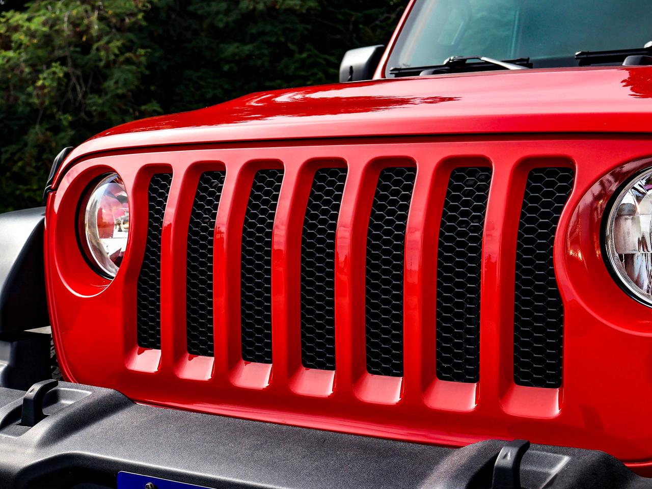 2021 Jeep Wrangler Sport S Photo