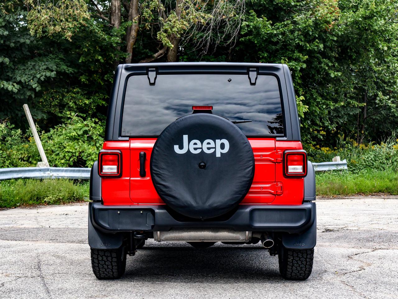2021 Jeep Wrangler Sport S Photo