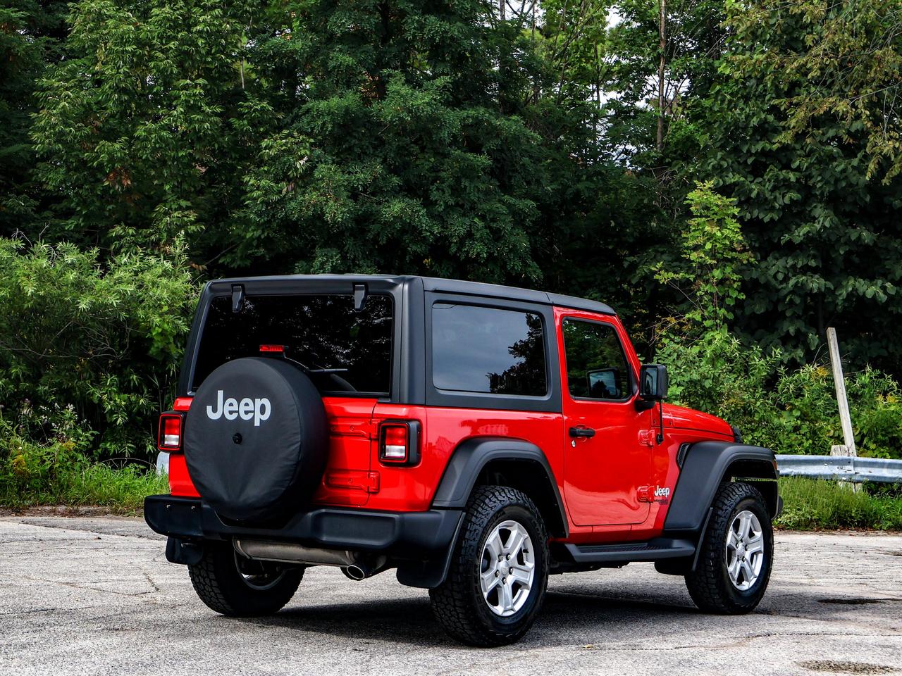 2021 Jeep Wrangler Sport S Photo