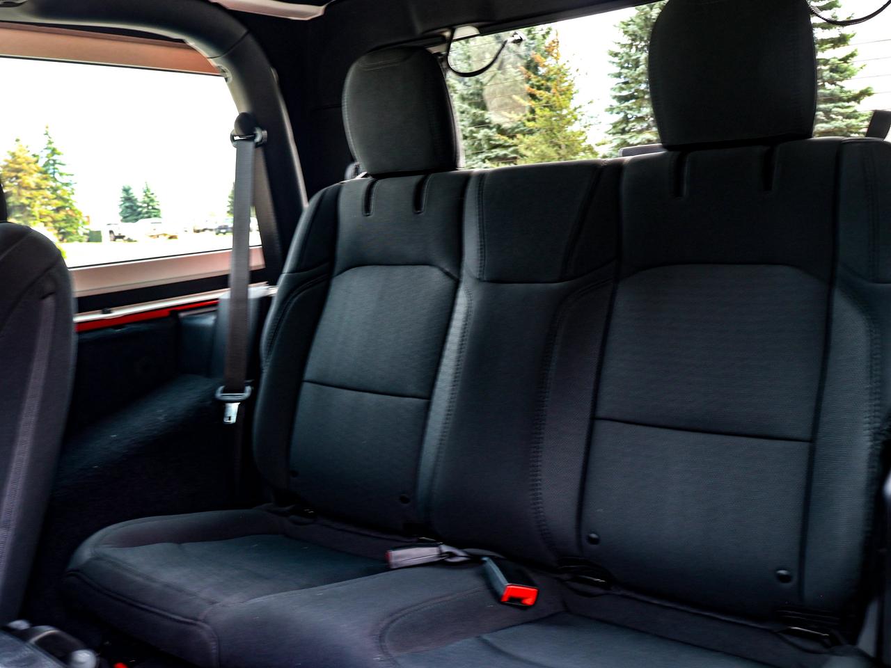 2021 Jeep Wrangler Sport S Photo