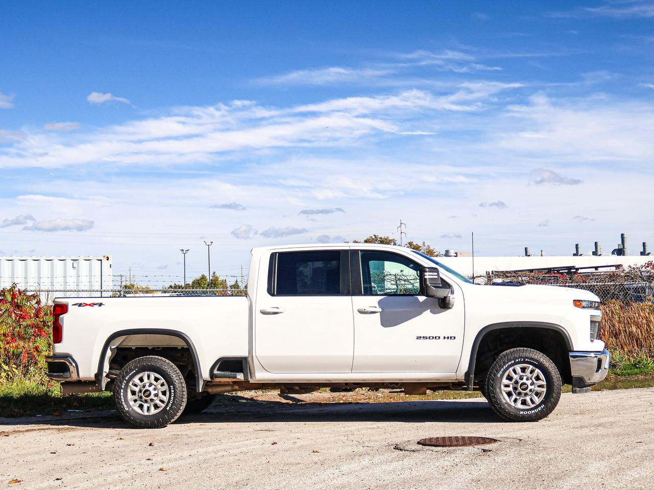 2025 Chevrolet SILVERADO 2500HD LT Photo