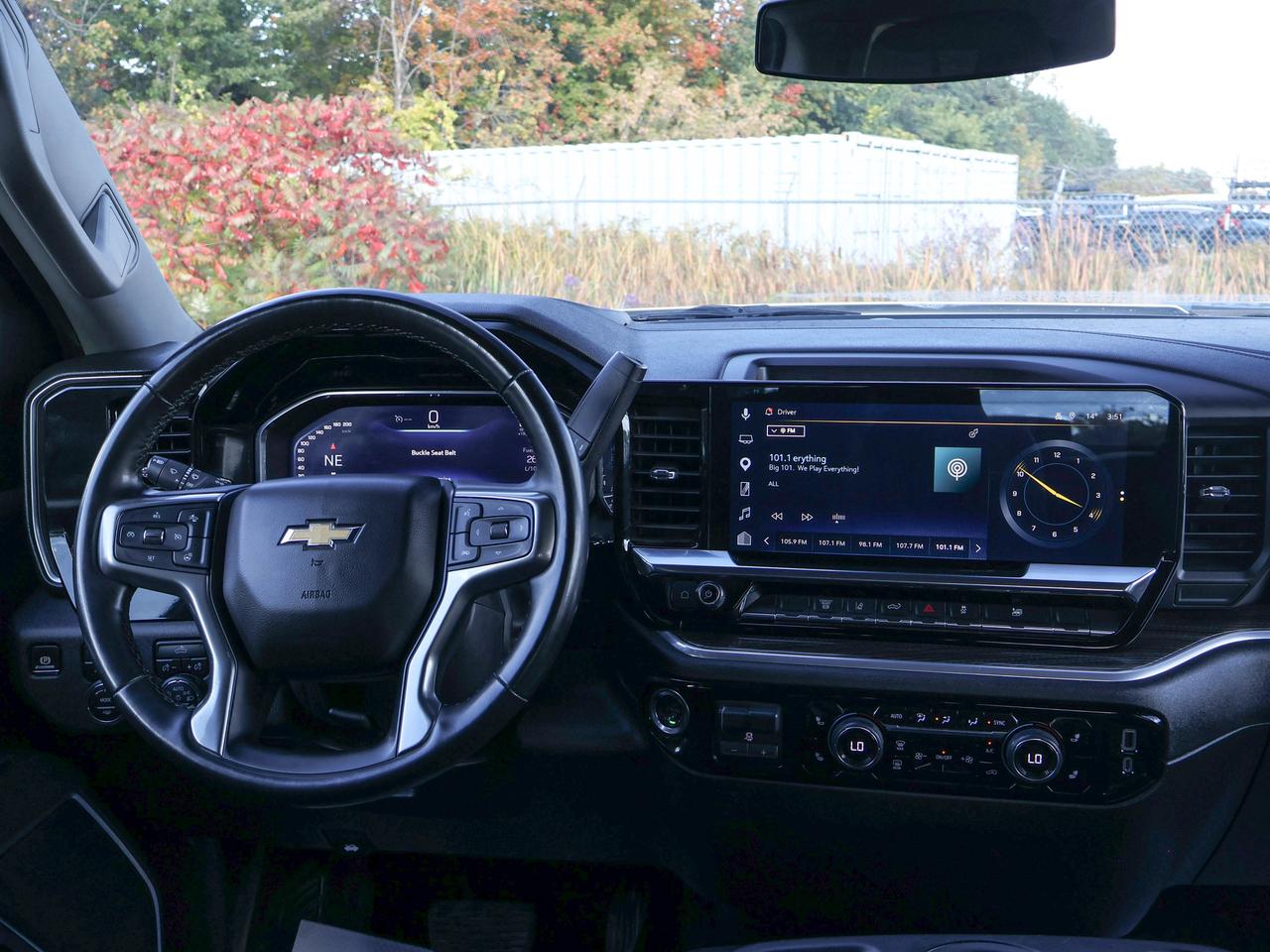 2025 Chevrolet SILVERADO 2500HD LT Photo