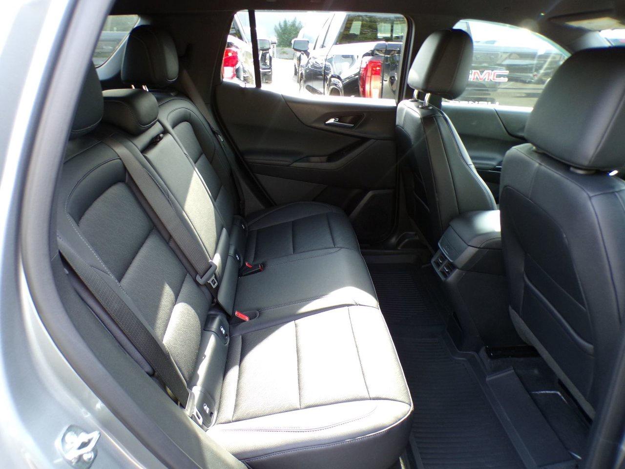 2026 Chevrolet Equinox AWD LT Photo