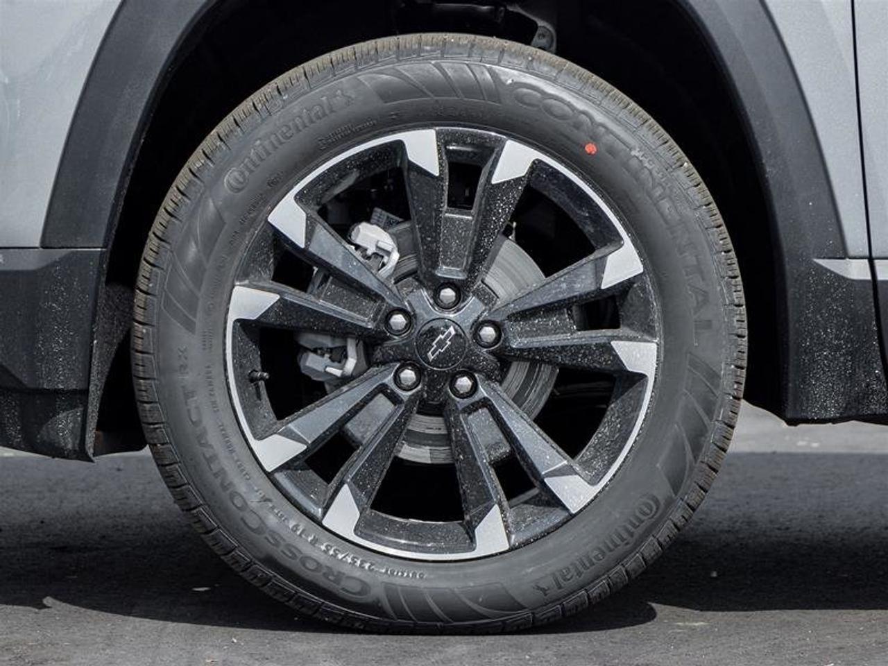2027 Chevrolet Equinox RS Photo