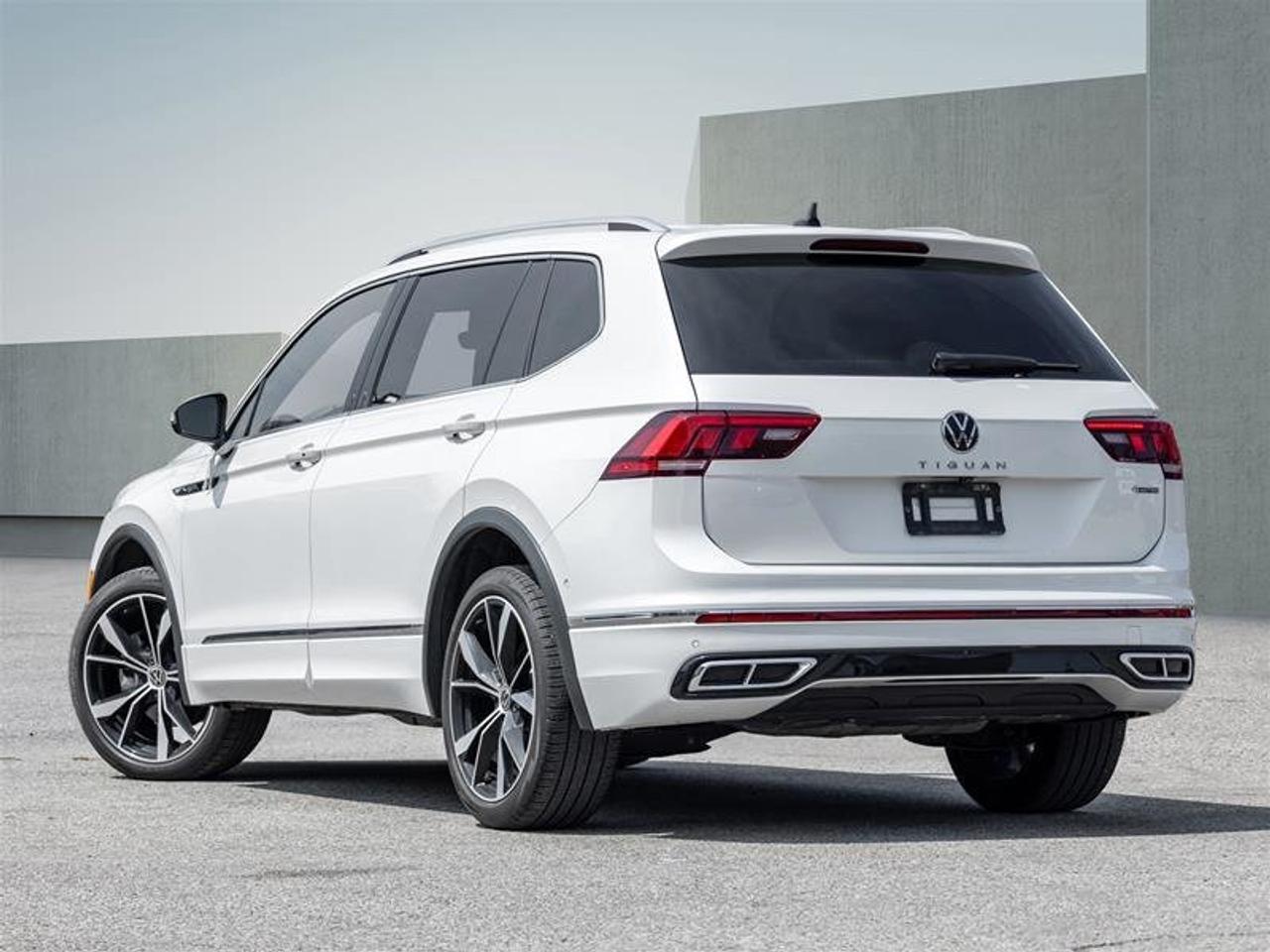 2024 Volkswagen Tiguan Highline R-Line 2.0T 8sp at w/Tip 4M Photo4