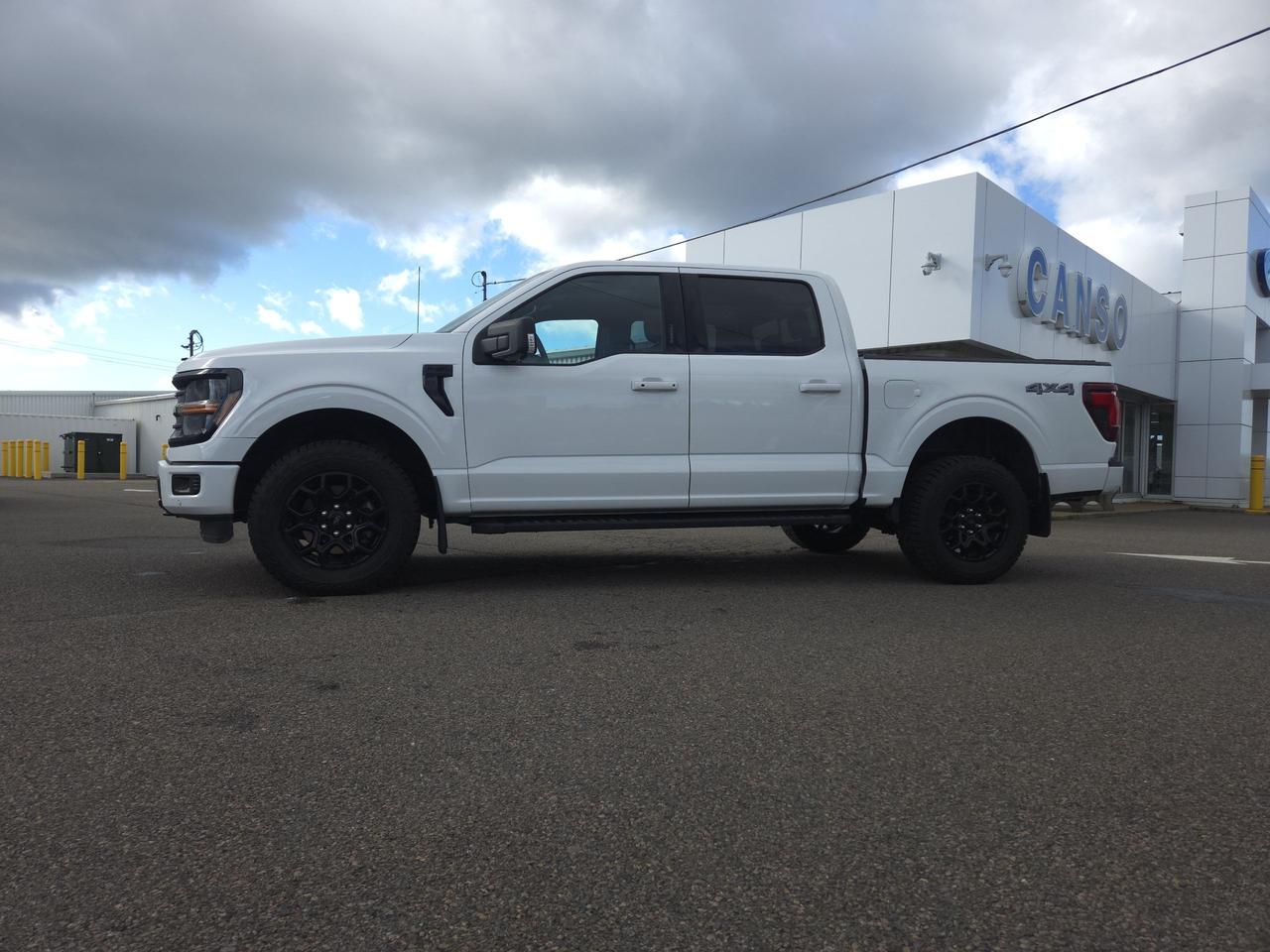 2024 Ford F-150 XLT 4X4 SUPERCREW W/ CERTIFIED AS LOW AS 3.99% + WARRANTY Photo2