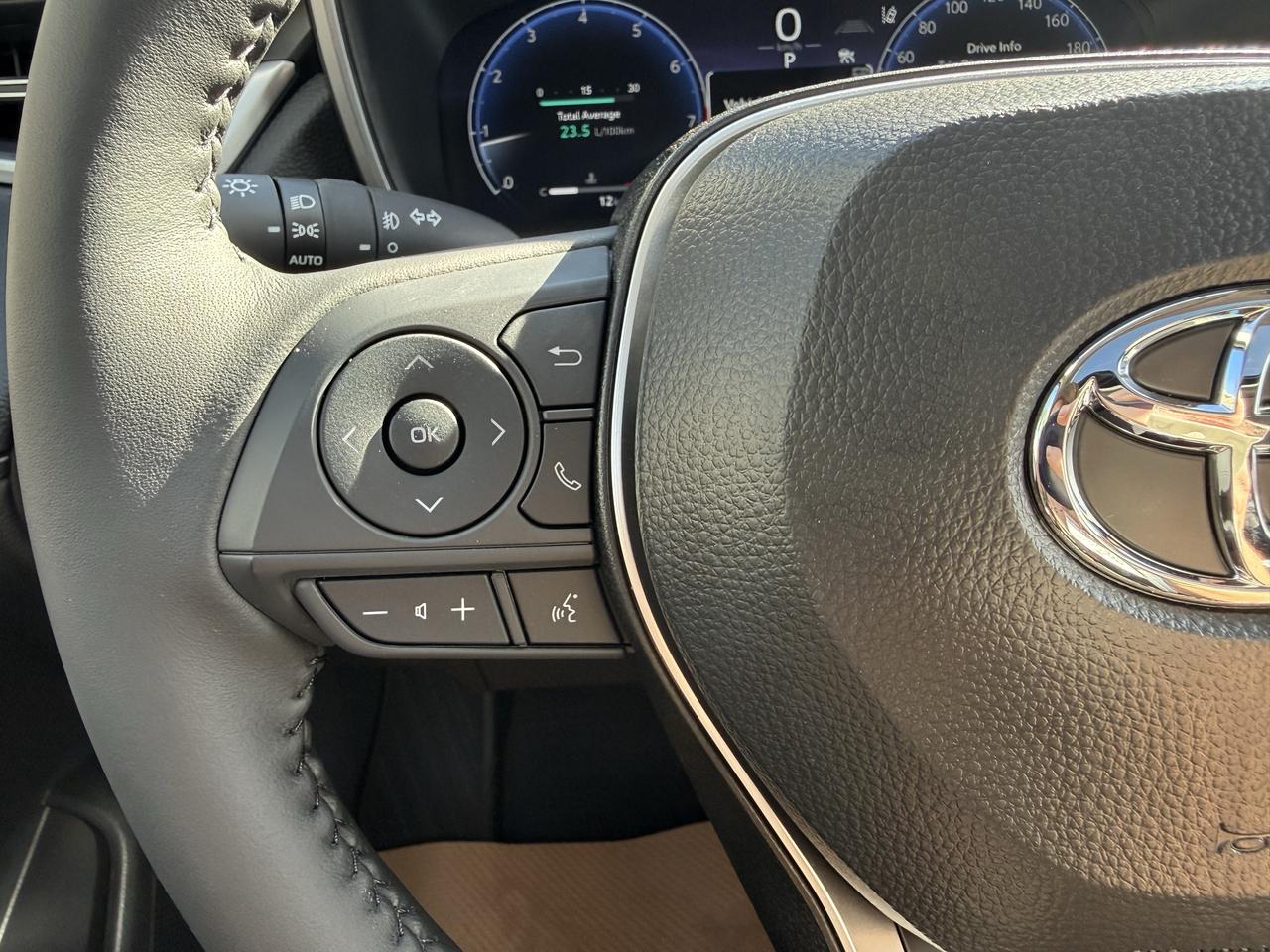 2026 Toyota Corolla Cross XLE Photo