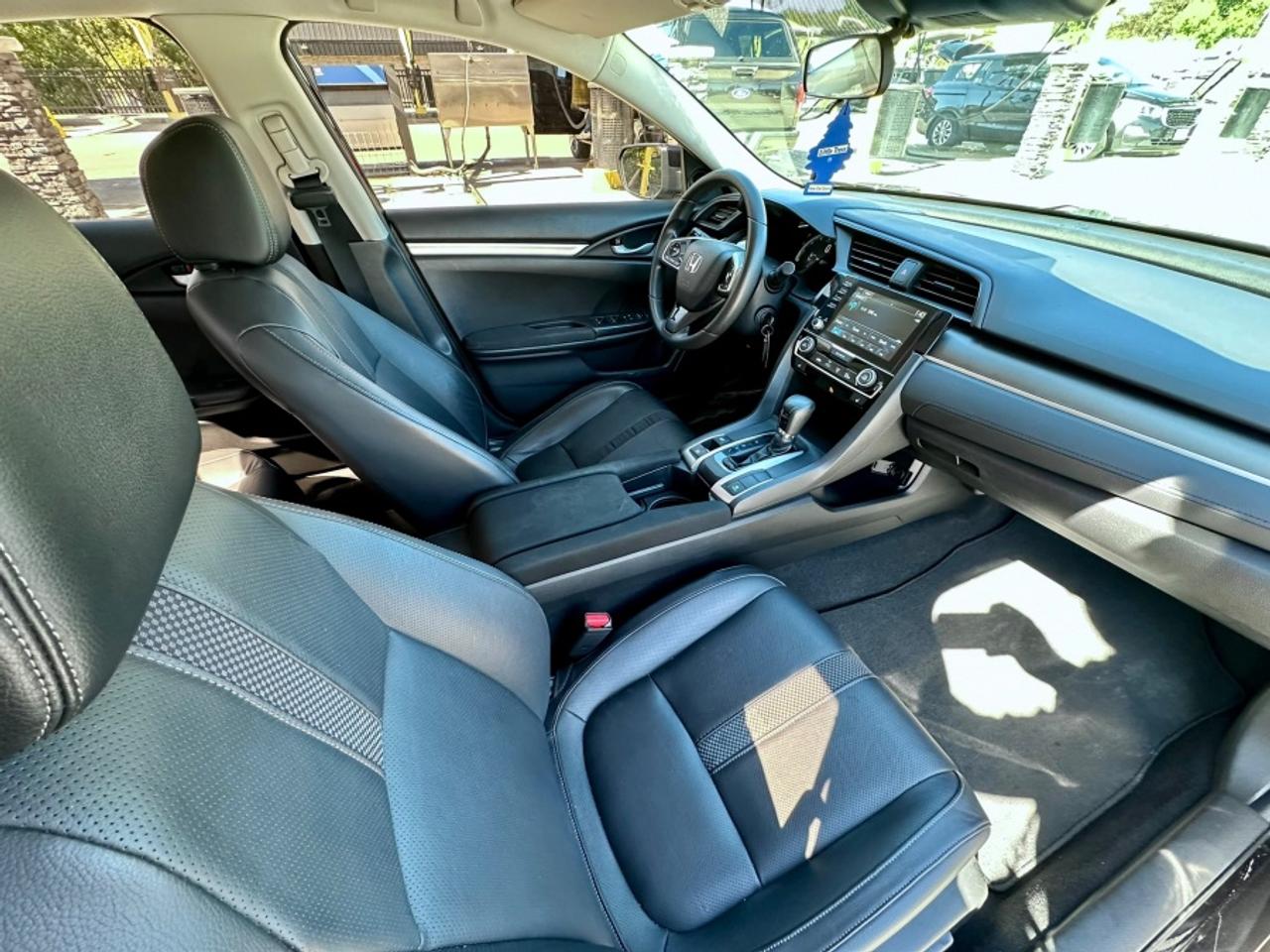 2020 Honda Civic * LX * LOW KM * REBUILD TITLE LX Photo