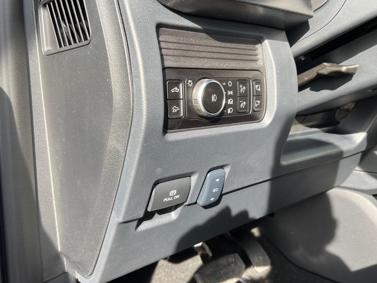 2026 Ford F-350 Super Duty SRW LARIAT 4WD CREW CAB 6.75' BOX Photo