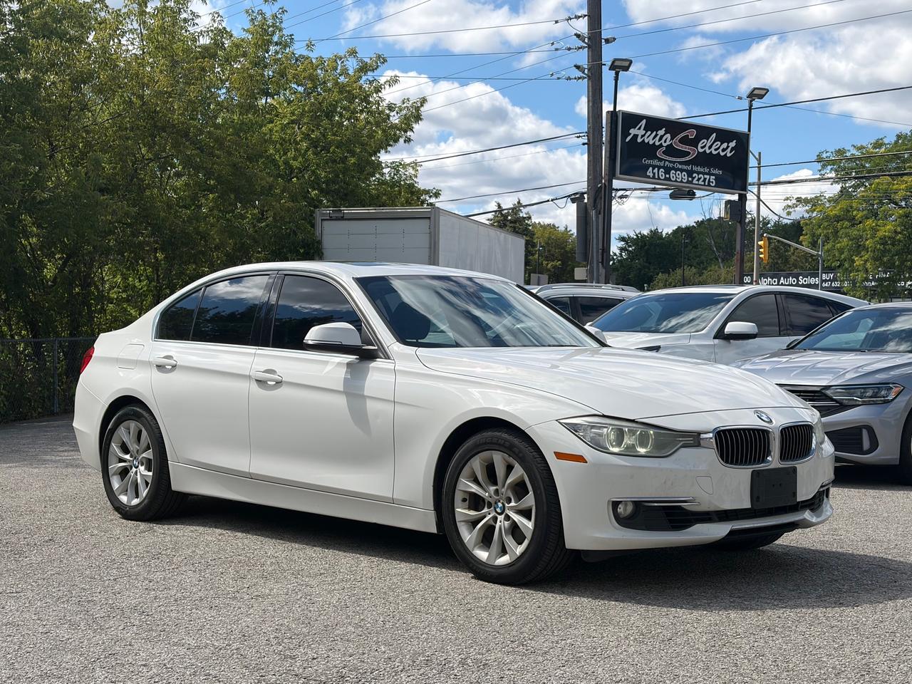 2013 BMW 328i xDrive **AS-IS SPECIAL** Well Maintained - Technology Pkg Photo