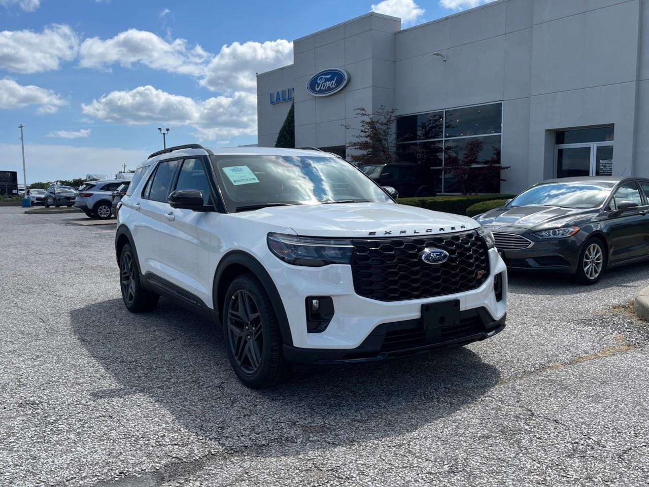 2026 Ford Explorer ST Photo