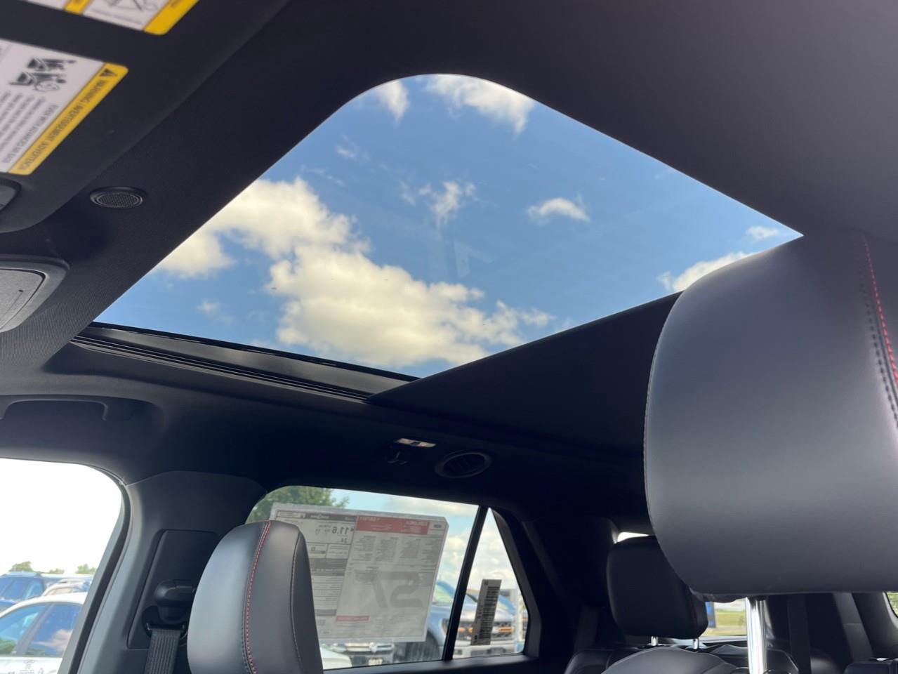 2026 Ford Explorer ST Photo