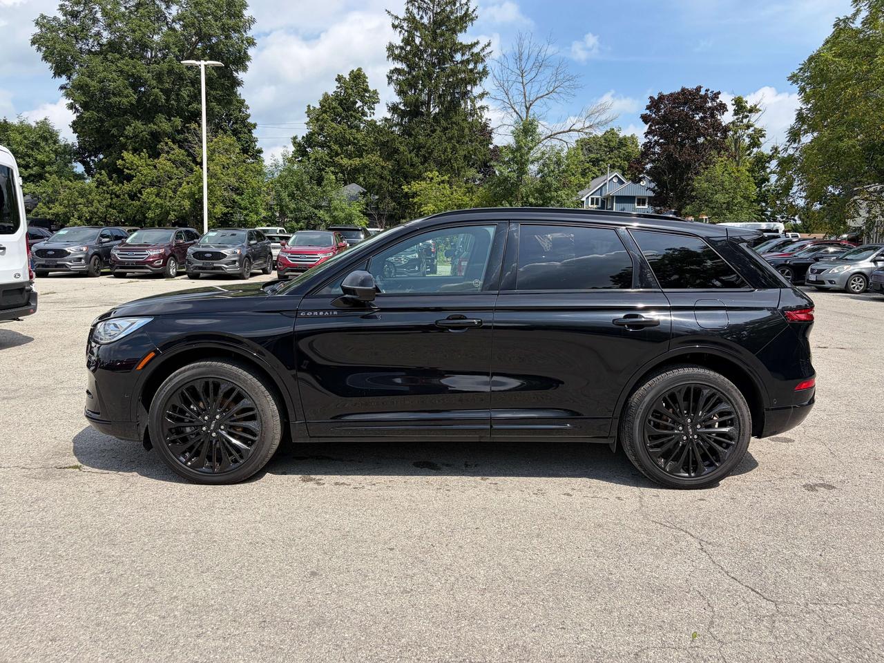 2023 Lincoln Corsair Reserve AWD Photo1