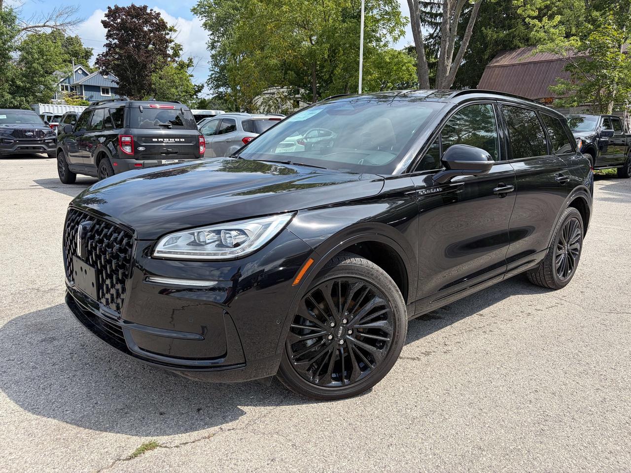 2023 Lincoln Corsair Reserve AWD Photo0