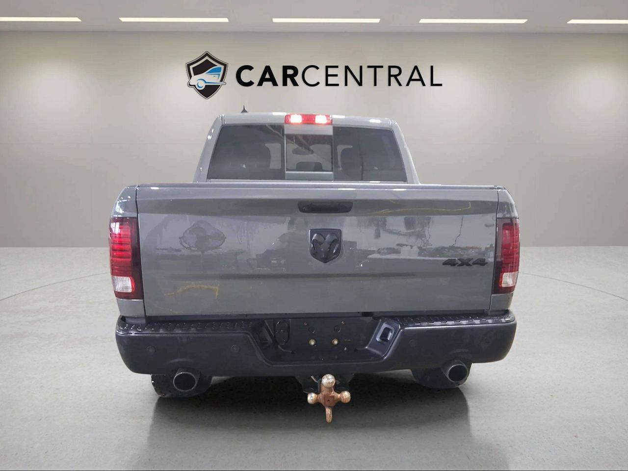 2022 RAM 1500 WARLOCK | CLEAN CARFAX | HEMI | TONNEAU| LOW KMS Photo3