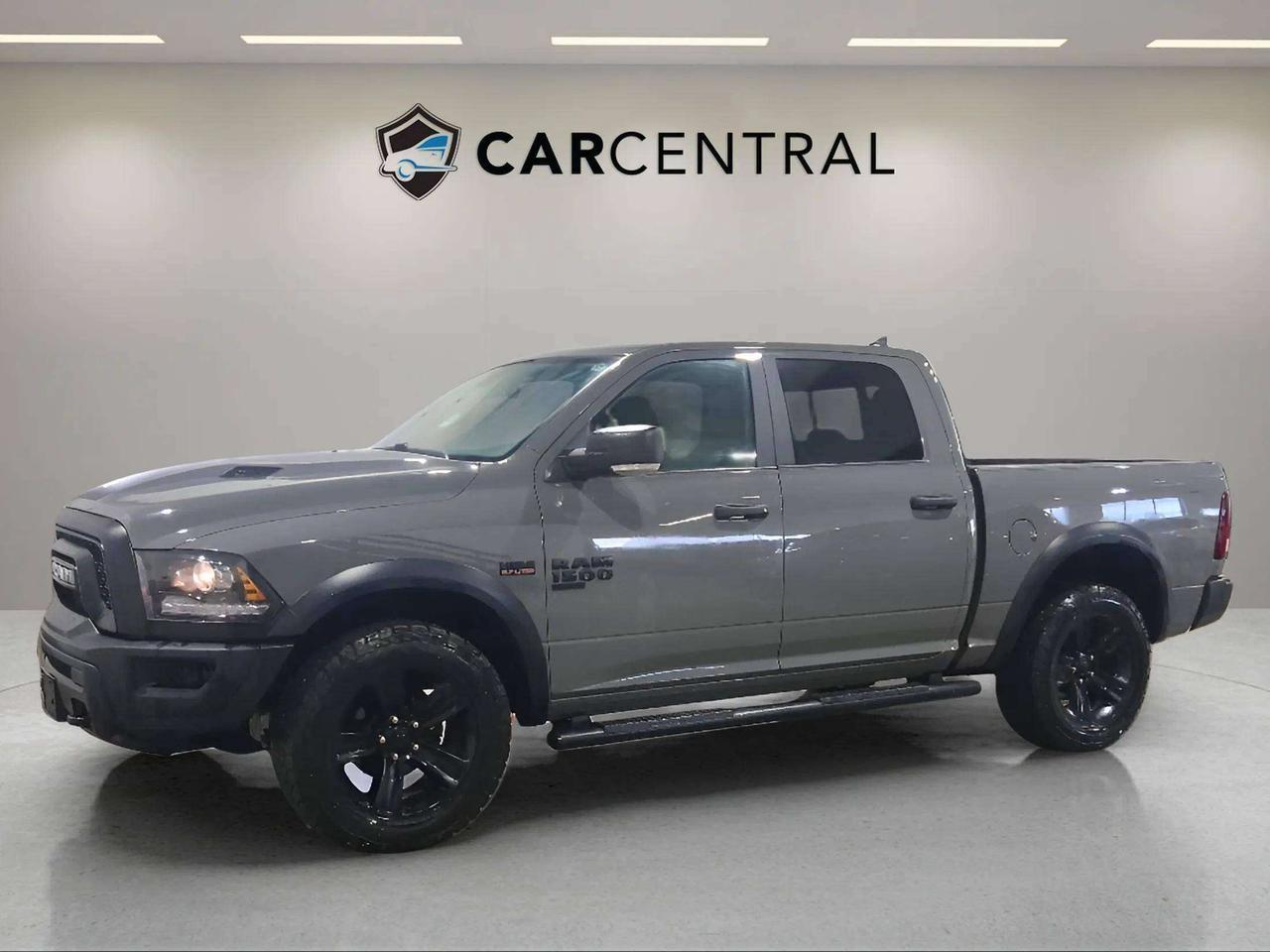 2022 RAM 1500 WARLOCK | CLEAN CARFAX | HEMI | TONNEAU| LOW KMS Photo0