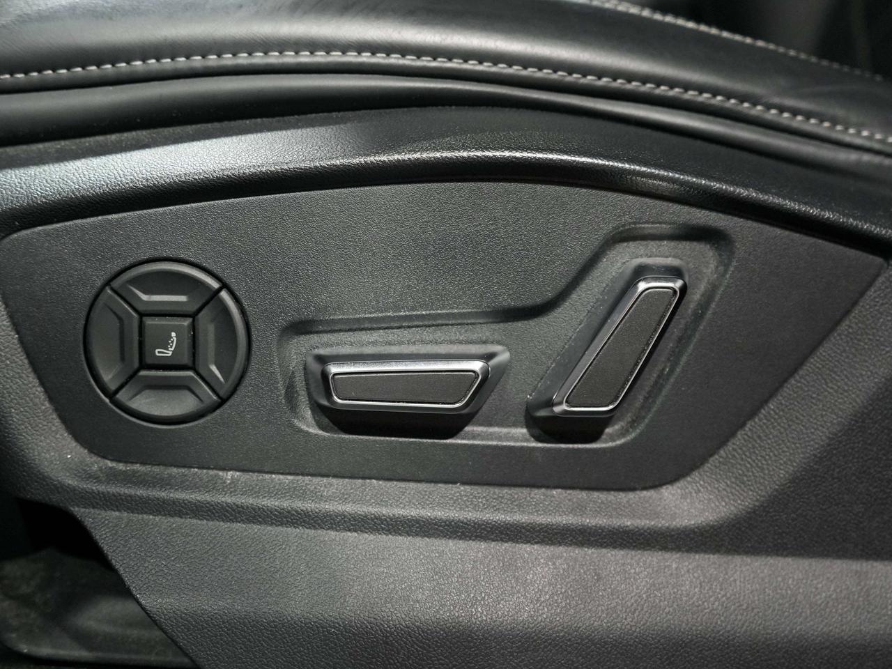 2022 Audi SQ8 B&O|MASSAGE|HUD|360CAM|PANO|DRIVER ASSIST Photo