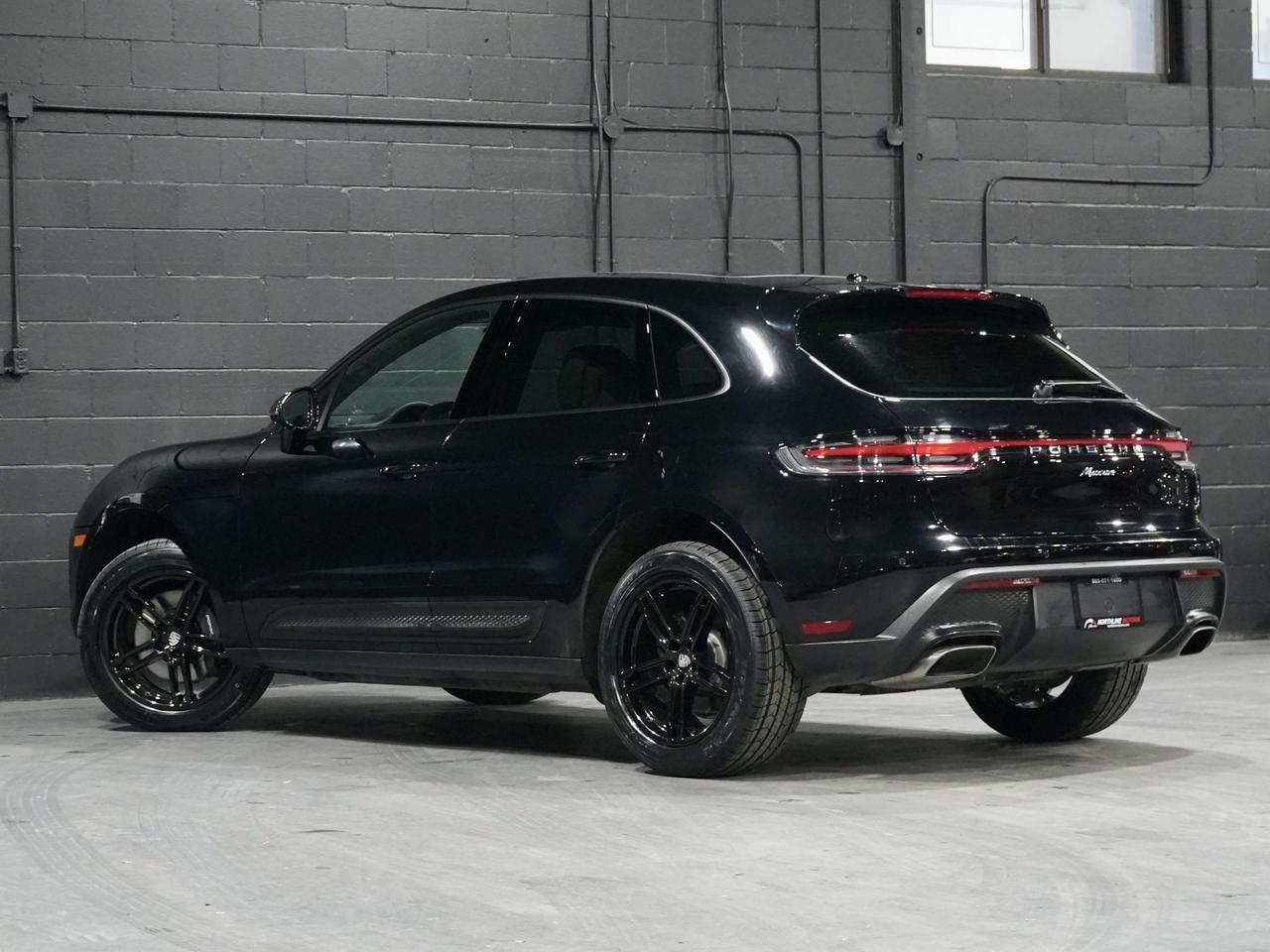 2022 Porsche Macan AWD|PANO|DRIVE ASSIST| NO ACCIDENTS | Photo
