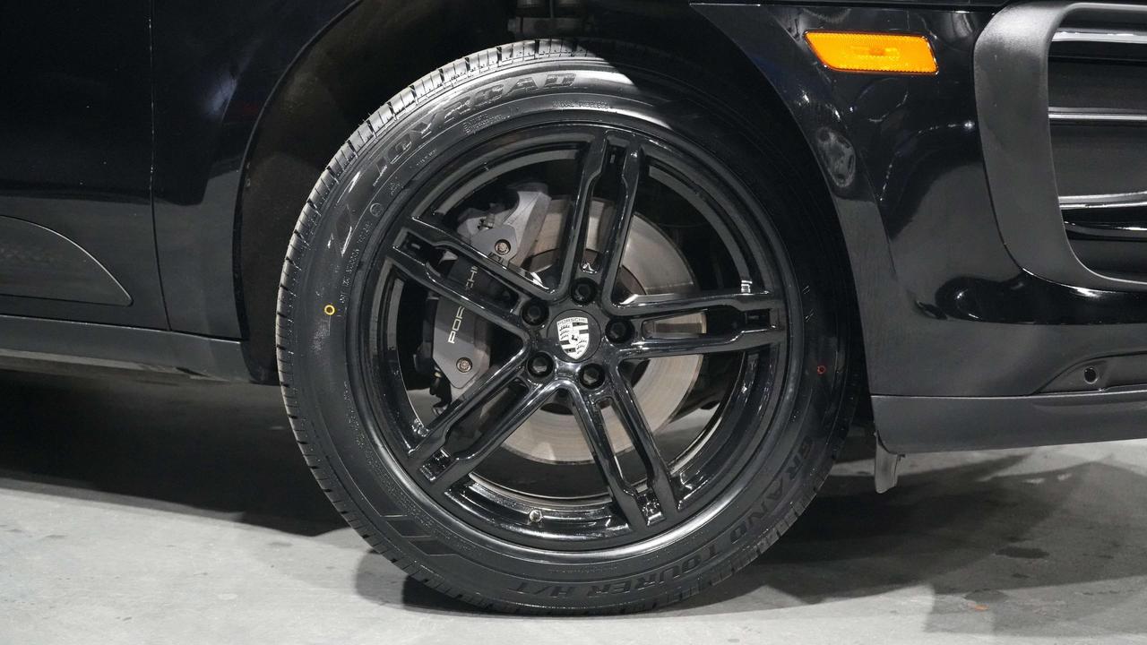 2022 Porsche Macan AWD|PANO|DRIVE ASSIST| NO ACCIDENTS | Photo
