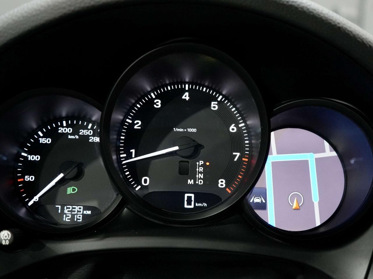 2022 Porsche Macan AWD|PANO|DRIVE ASSIST| NO ACCIDENTS | Photo