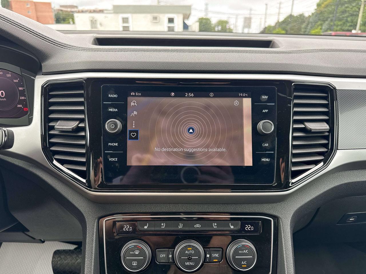 2023 Volkswagen Atlas Highline | PANO ROOF | NAV | FENDER AUDIO | Photo