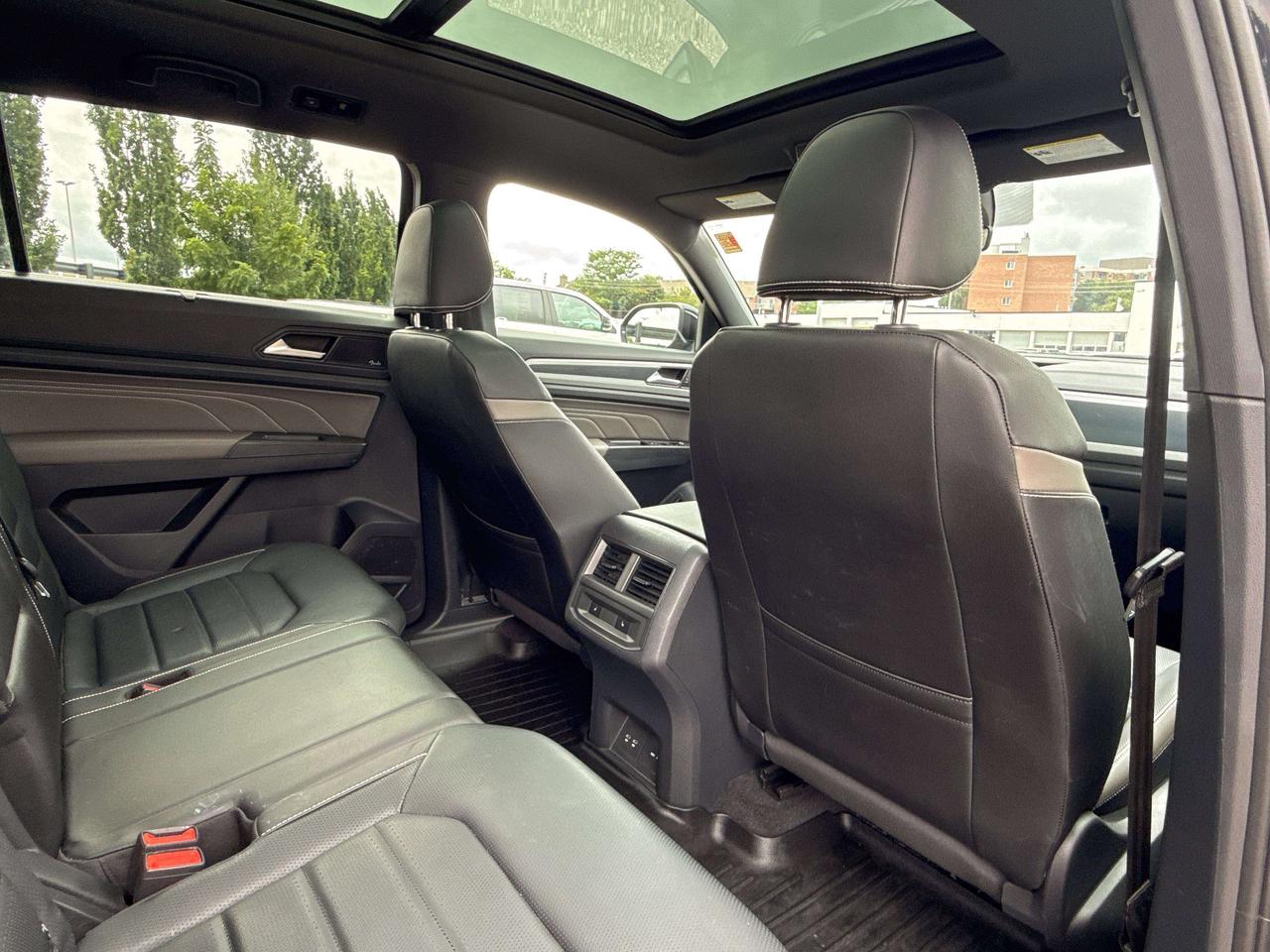 2023 Volkswagen Atlas Highline | PANO ROOF | NAV | FENDER AUDIO | Photo