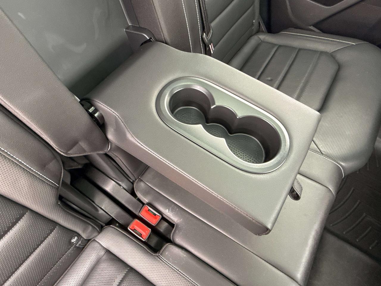 2023 Volkswagen Atlas Highline | PANO ROOF | NAV | FENDER AUDIO | Photo