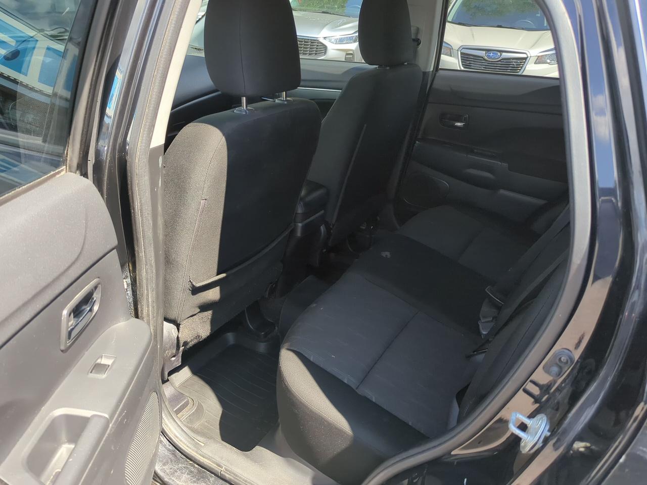 2021 Mitsubishi RVR SE