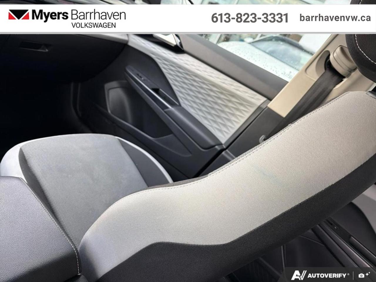 2022 Volkswagen Taos Trendline 4MOTION  - Heated Seats Photo