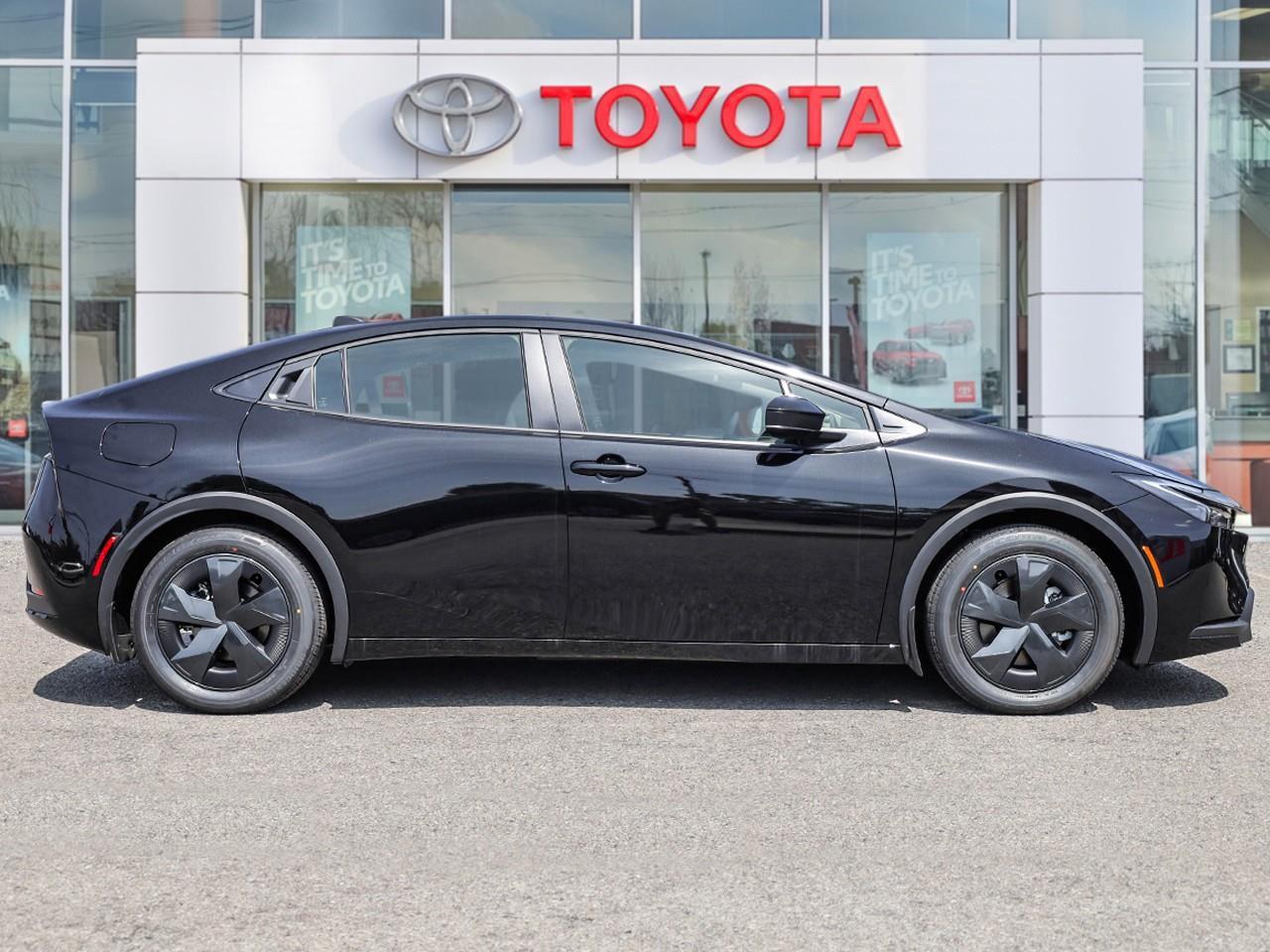 2027 Toyota Prius Plug-In Hybrid SE AVAILABLE IN-STORE NOW!! Photo